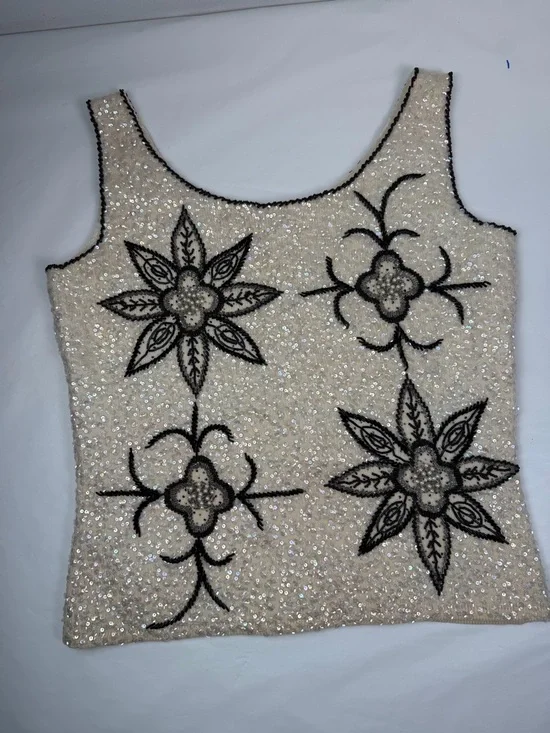 Vintage Beaded Black and cream sleeve less top - Picture 13 of 13